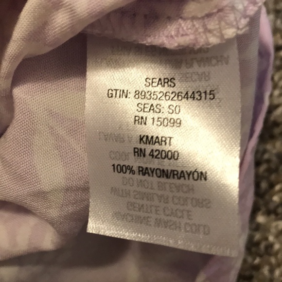 Roebuck & Co. purple short sleeve blouse size medium - Picture 11 of 12